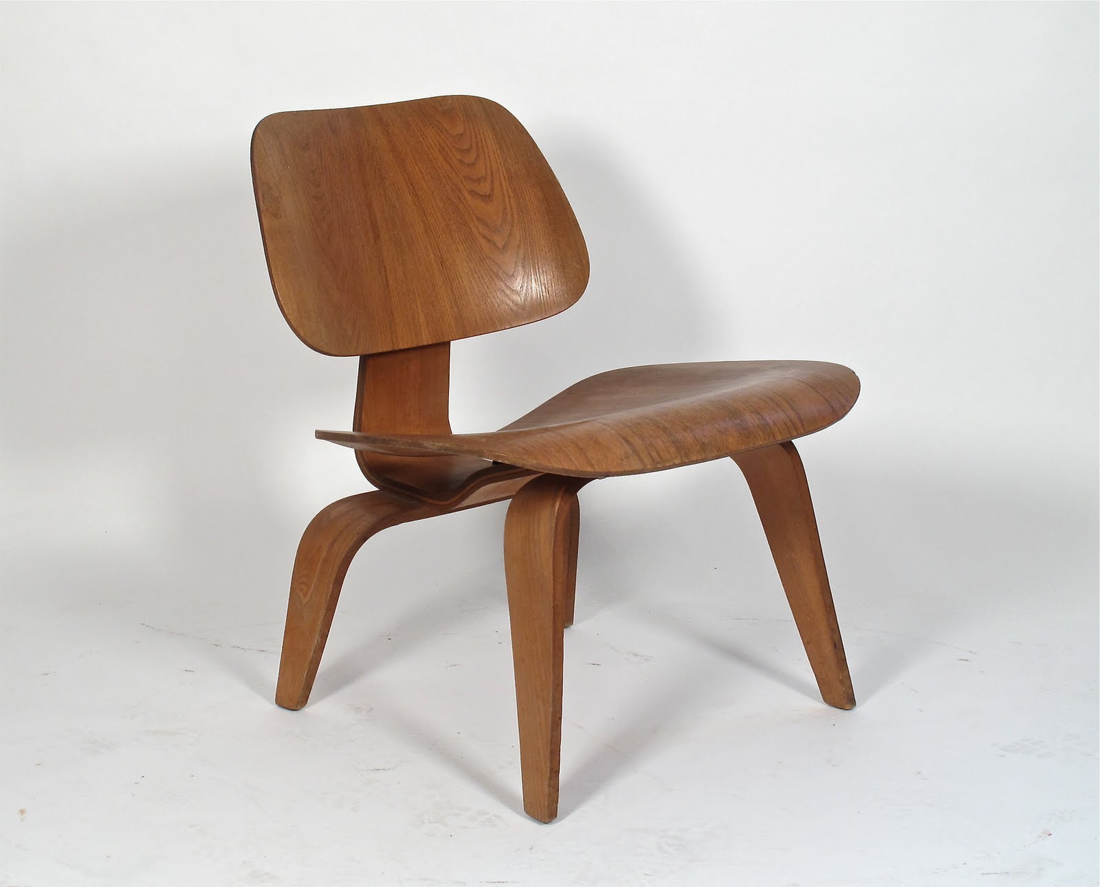 grind Vorming vingerafdruk LCW Lounge stoel Charles & Ray Eames - Designstoelen.org